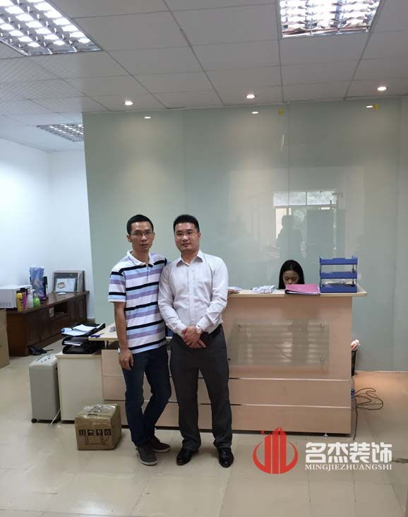 柯木塱办公室国产免费叼嘿网站免费.jpg