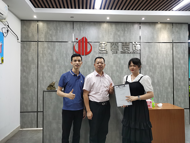 办公室国产免费叼嘿网站免费