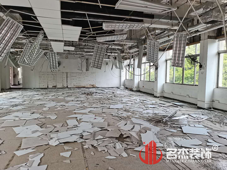 办公室国产免费叼嘿网站免费