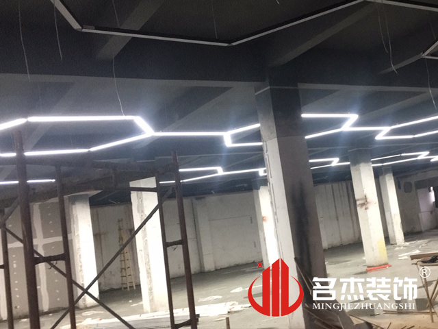 办公室国产免费叼嘿网站免费设计