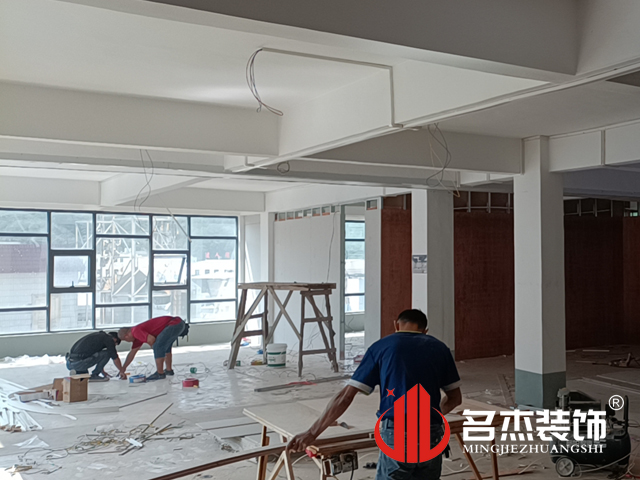 办公室国产免费叼嘿网站免费设计