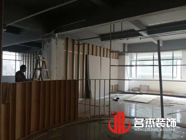 办公室国产免费叼嘿网站免费设计